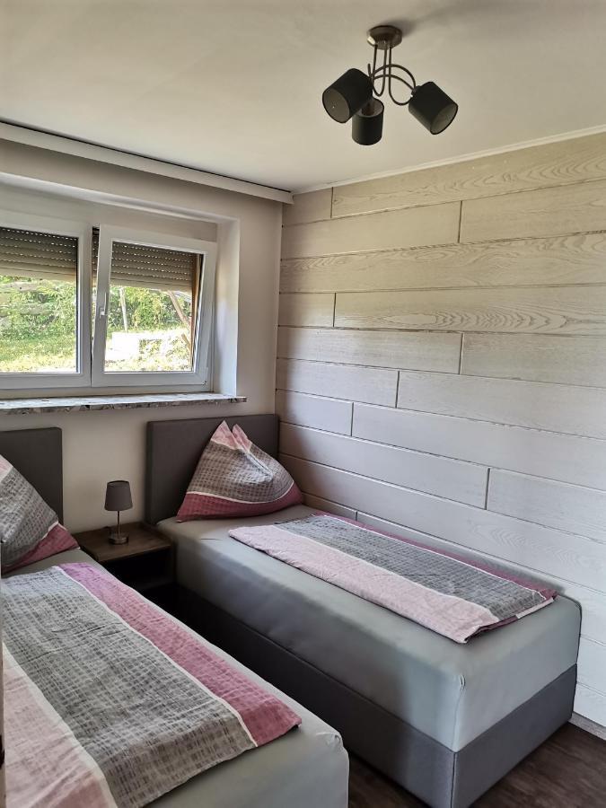 See:Zeit Das_Ferienhaus Seeboden Buitenkant foto